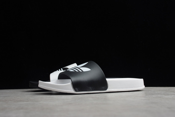 ADILETTE PRIDE SLIPPER H903P177