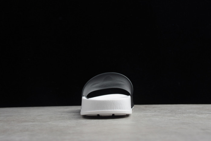 ADILETTE PRIDE SLIPPER H903P177