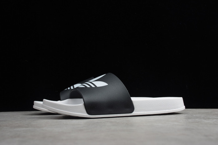 ADILETTE PRIDE SLIPPER H903P180