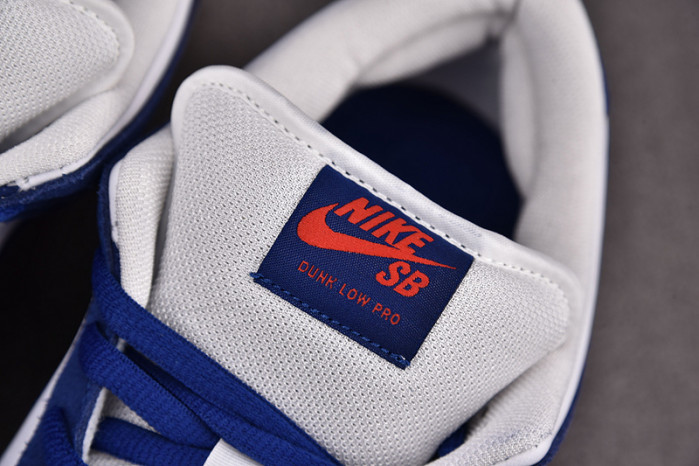 Nike SB Dunk Low Los Angeles Dodgers DO9395-400